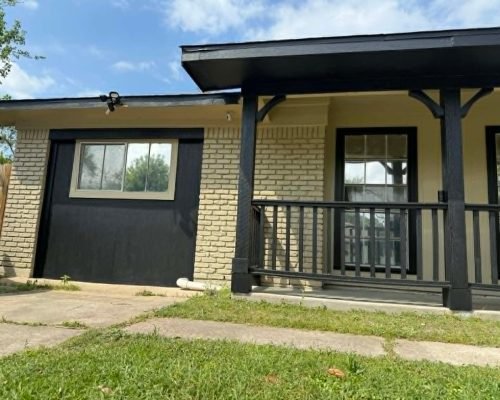 e8d22a31-8d66-4c52-bcf9-9d2f75c08f70